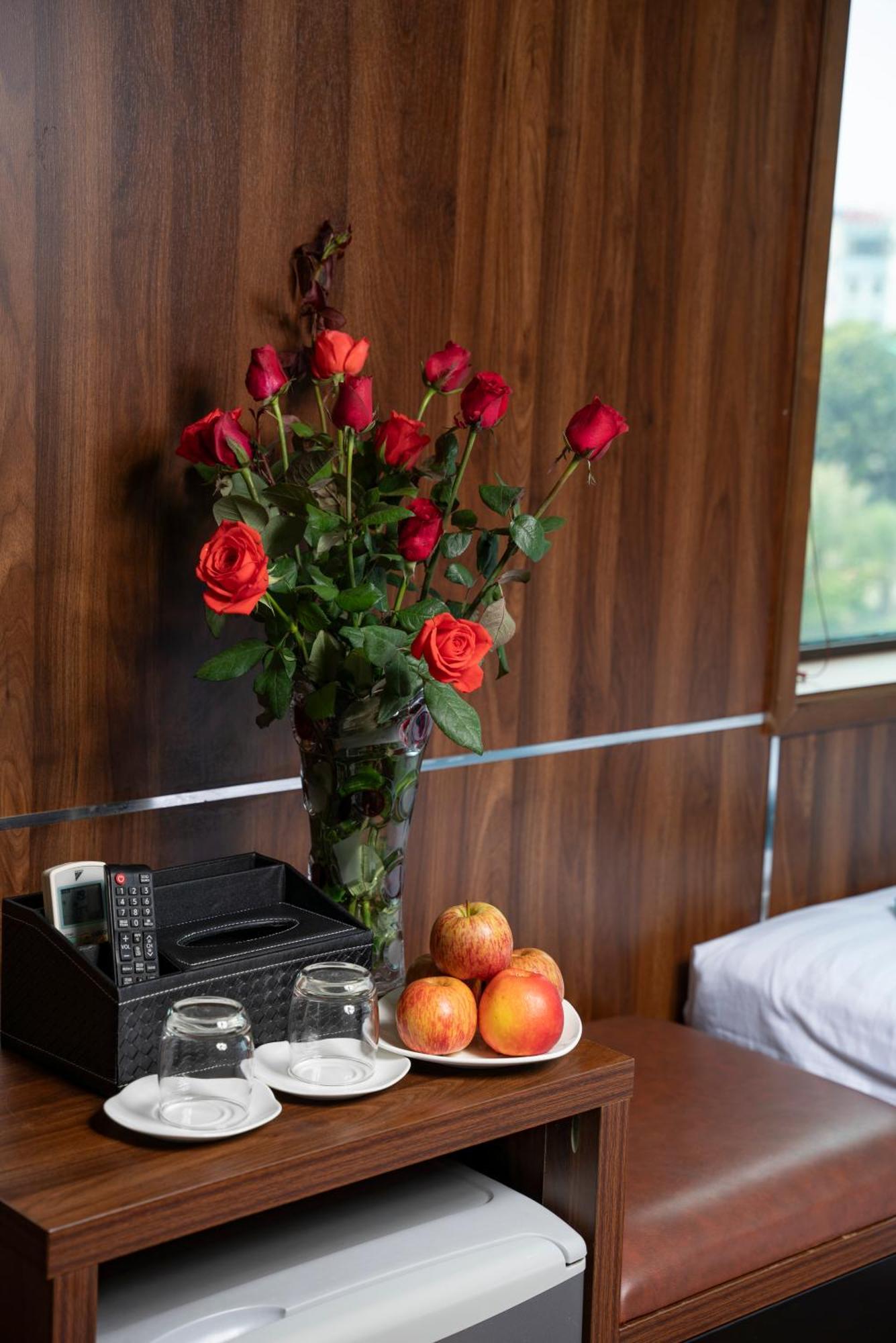 Hanoi Airport Hotel - Convenient & Friendly Noi Bai Exteriör bild